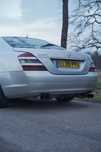 Bara spate Mercedes S W221 cu evacuari duble grila usa geam maner far