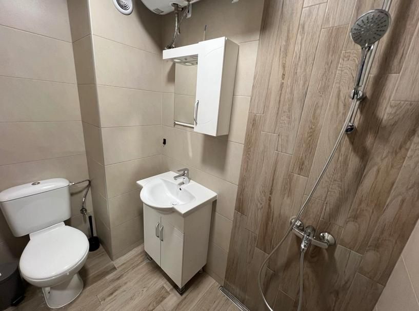 Дава се под наем Тристаен апартамент в Пловдив, Мараша - 100 кв.м за 765 € - Снимка #4
