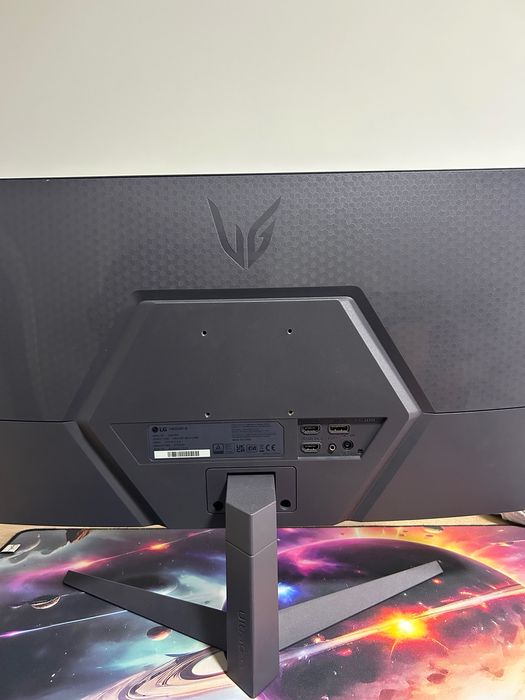 Vând monitor gaming LG UltraGear 24GS50F-B, 23.8 inch, Full HD, 180hz