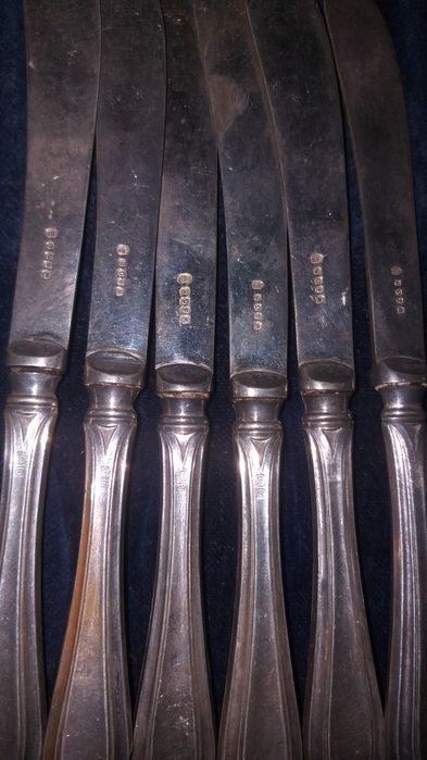 Vand set 6 cutite vechi din argint