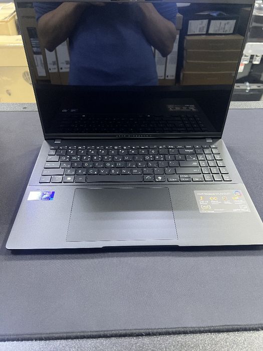 Asus Vivobook S16 OLED