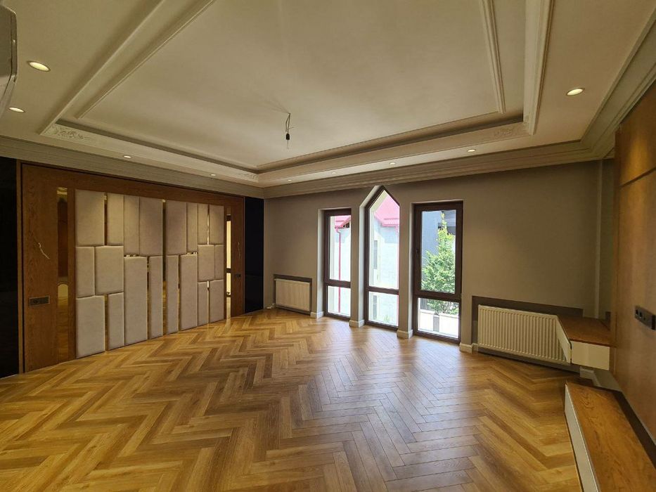 Продажа Добротный Новый Евро Дом Локомотив