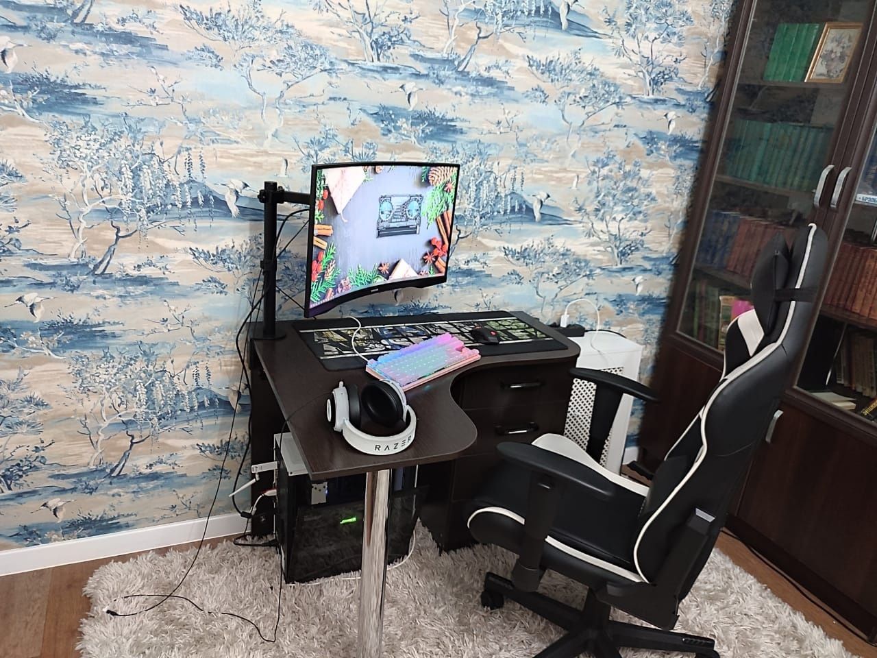 игровой компьютер+ монитор+кресло