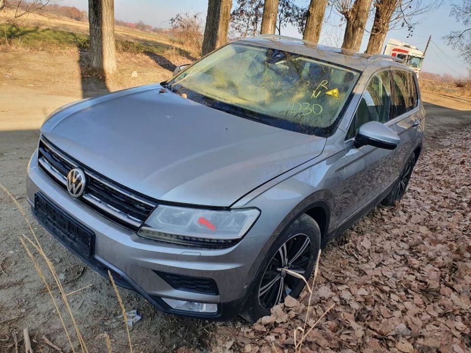 Dezmembrez VW Tiguan 2 4x4, motor 2.0TSI 136kw, 180cp CZP, dezmembrari electromotor alternator