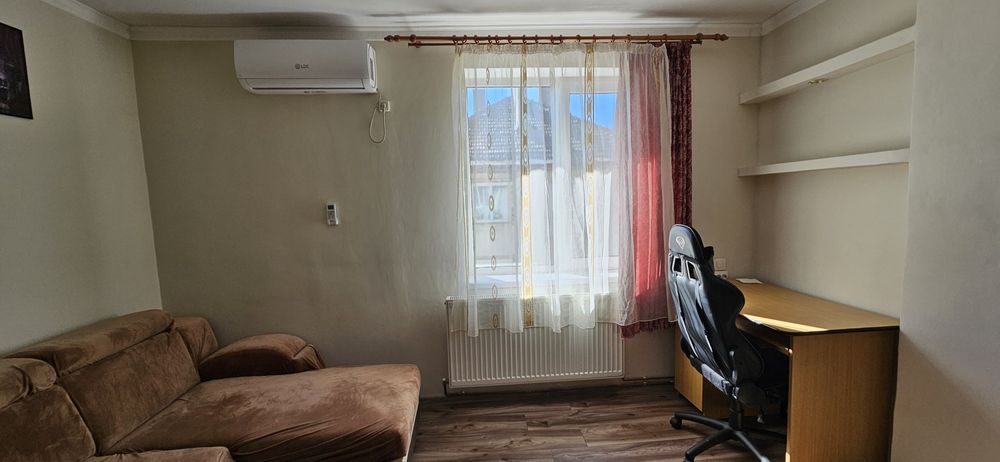 Apartament cu 2 camere de inchiriat