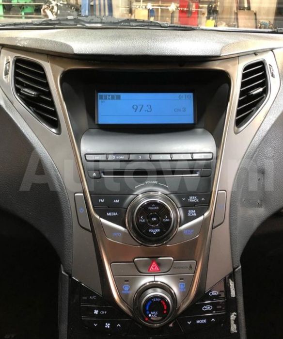 Магнитола от Hyundai Grandeur Azera в полном комплекте с рамкой