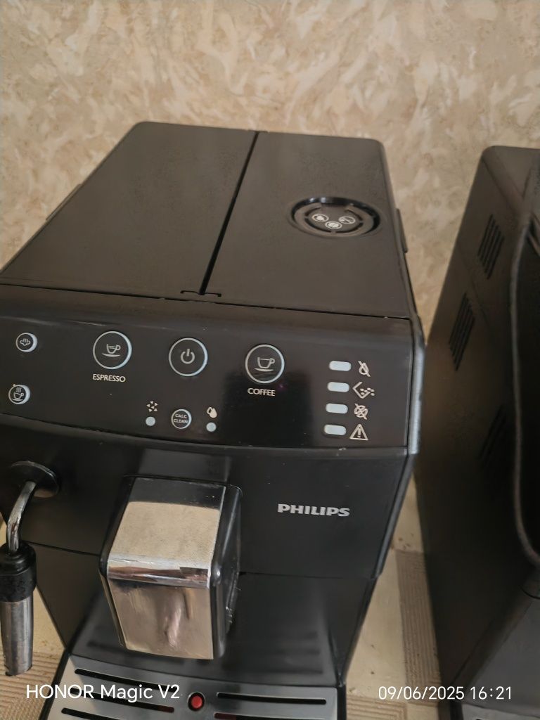 Philips HD8821 два броя