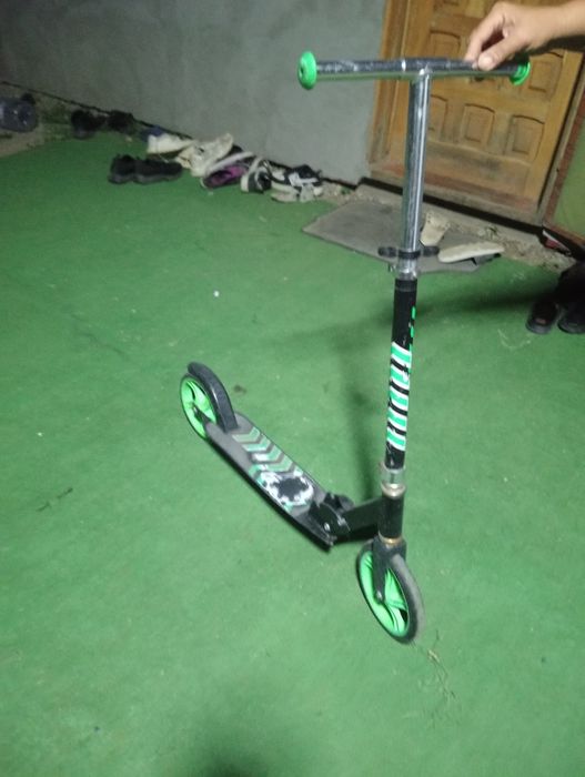 Vând Trotineta noua