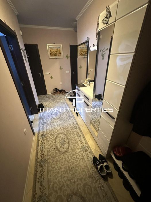 Дава се под наем Тристаен апартамент в Бургас, Зорница - 110 кв.м за 816 € - Снимка #4