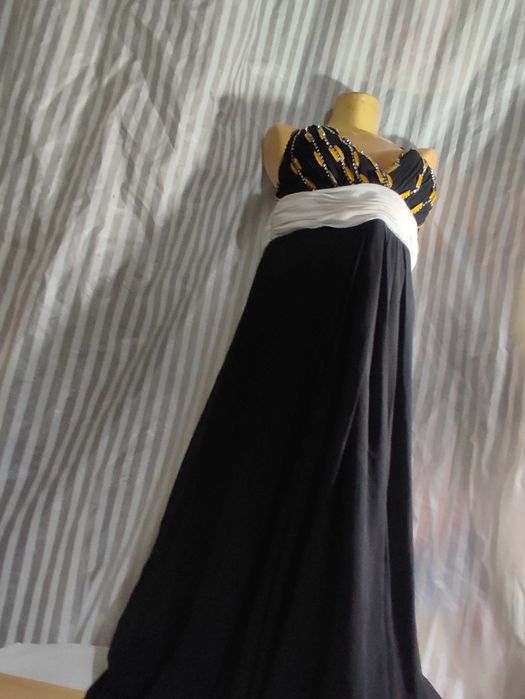 Rochie elegantă lungă,  perfectă pentru evenimente speciale