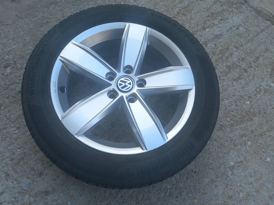 17"Vw Corvara Оригинални 6.5ж ет42 Golf Passat Jetta Tiguan Touran Гум