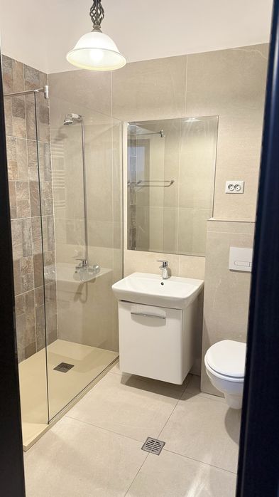 Cazare in Regim Hotelier apartamente 1-2 cam Iasi Centru Palas