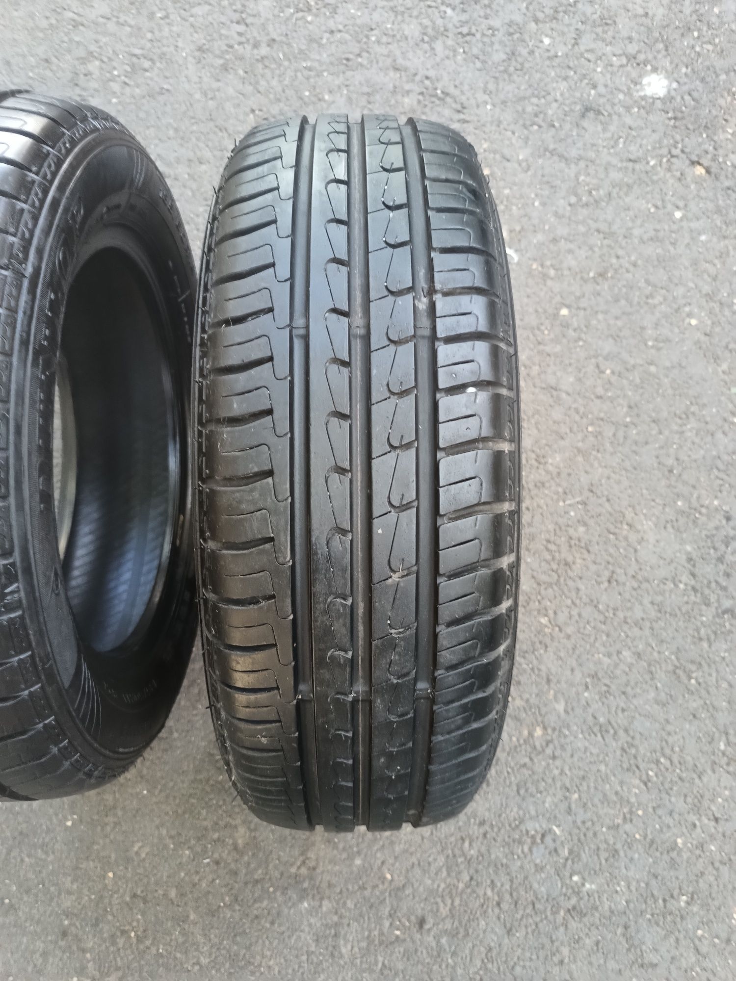 2 cauciucuri vara 185 60 14 Dunlop