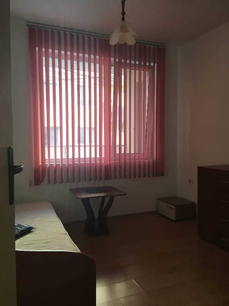 Дава се под наем Тристаен апартамент в София, Оборище - 113 кв.м за 504.9 € - Снимка #1