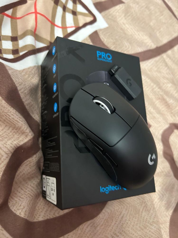 Mouse cu stic folosit doar o data