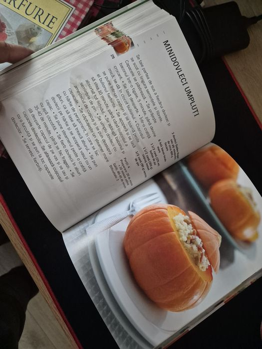 Carte bucate: doar 5 ingrediente