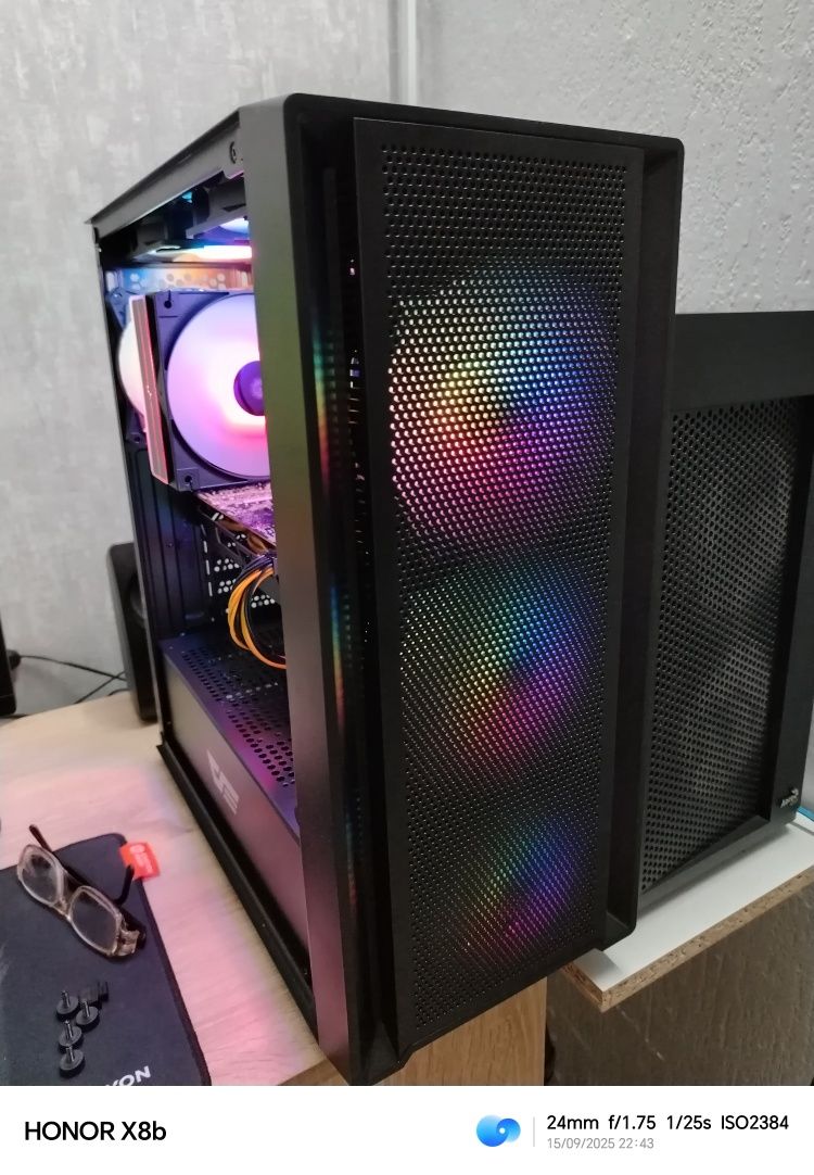 Геймърски компютър НОВ! RYZEN 5 3600 / 16GB RAM
