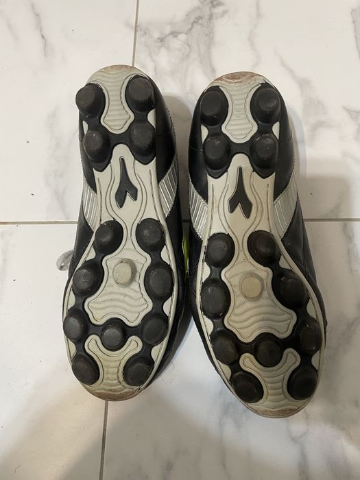 Ghete fotbal gazon Diadora, marime 40