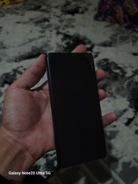 SAMSUNG S10  sotiladi