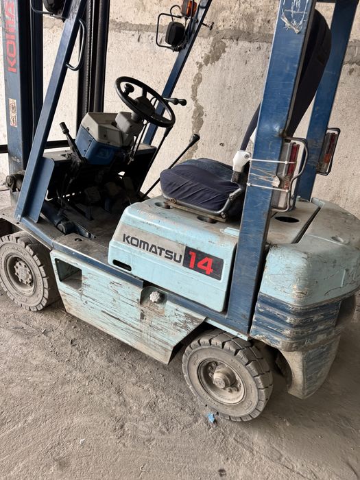 Продам вилочный погрузчик кара