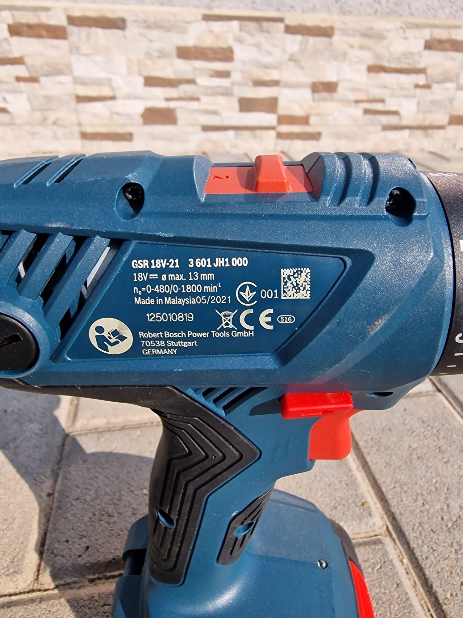 винтоверт BOSCH GSB 18V-21