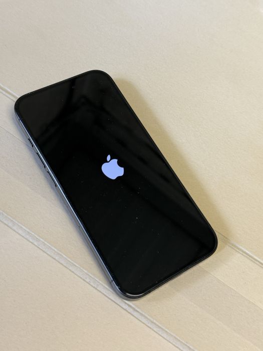 Iphone 15 Pro 256gb + Подаръци!