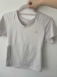 Tricou sport adidas in care ni transpiri