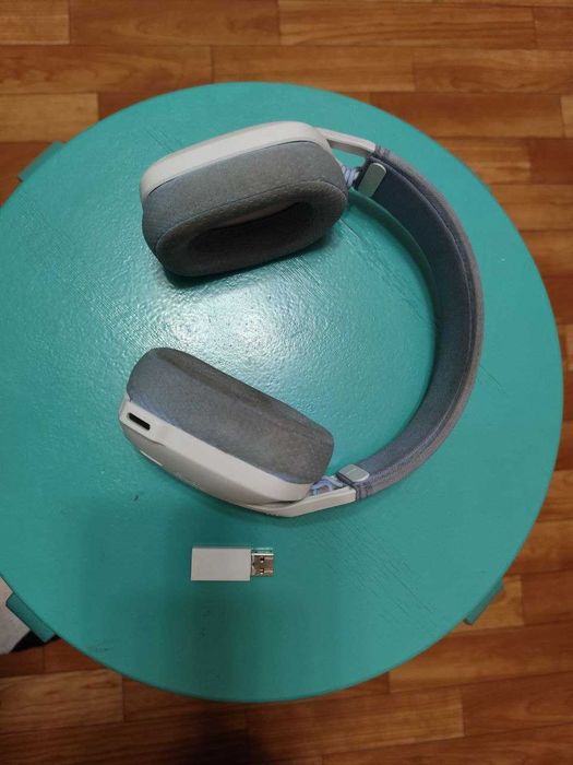 Продам беспроводные наушники Logitech G435