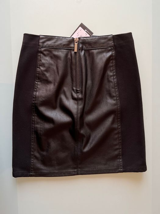 Armani Exchange XS Пола