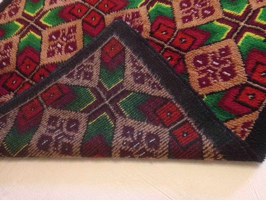 Губер / Китеник - 100% Вълна - Троянска шарка