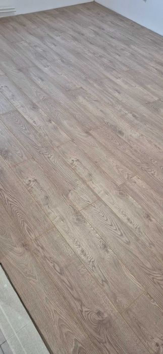 Amenajări interioare și exterioare