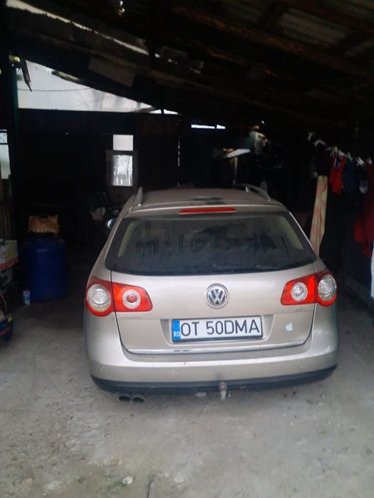 Vând sau schimb Ford focus și passat b6