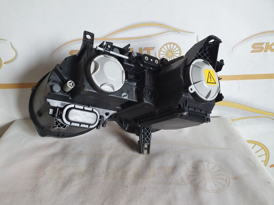 Far dreapta complet bixenon Bentley Continental GT GTC cod 3W1941016M