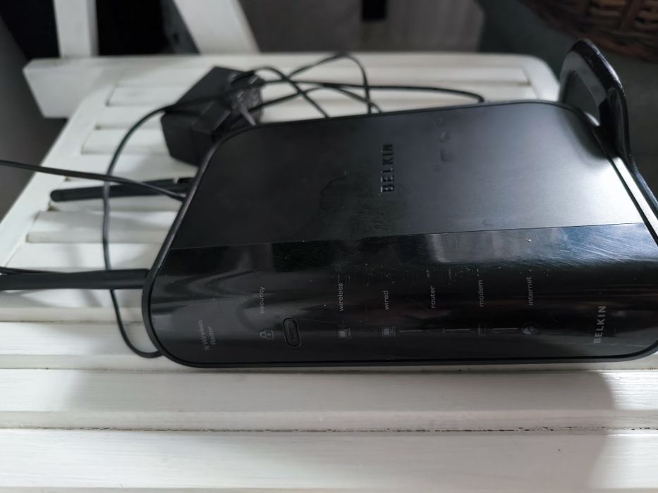 Router Belkin F5D8236-4V1-Port Wireless N Router