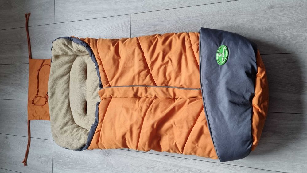 Husa / Sac de iarna pentru cărucior.