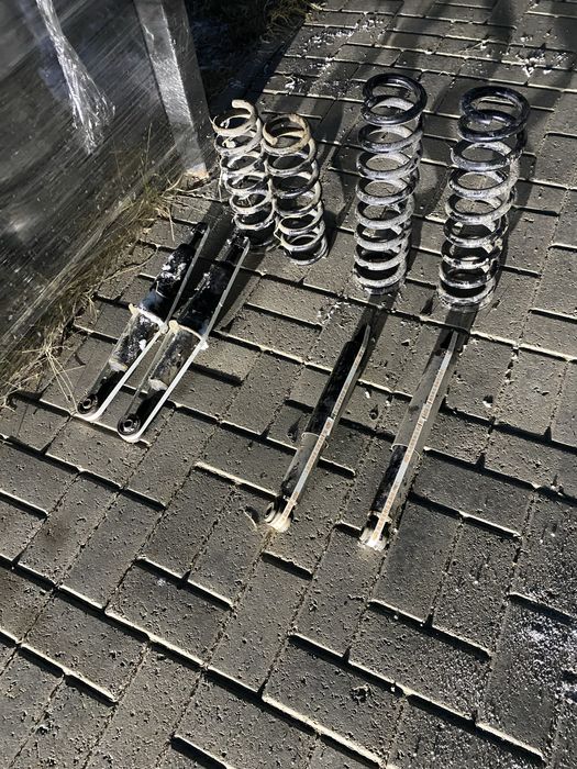 Продам запчасти тойота фортюнер