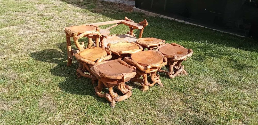 Комплект от ръчно изработени мебели от коренища