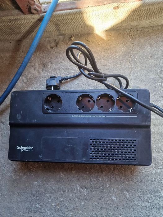 Ups schneider electric