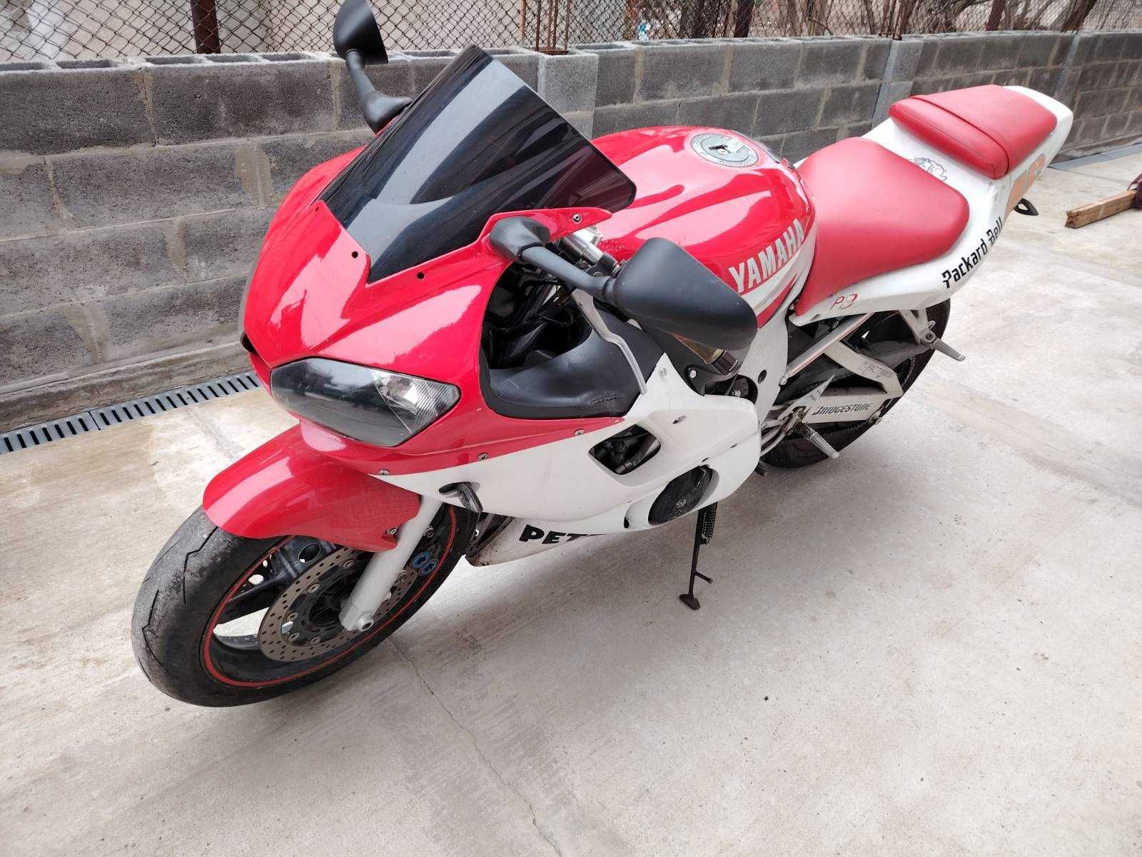 Yamaha R6 на части