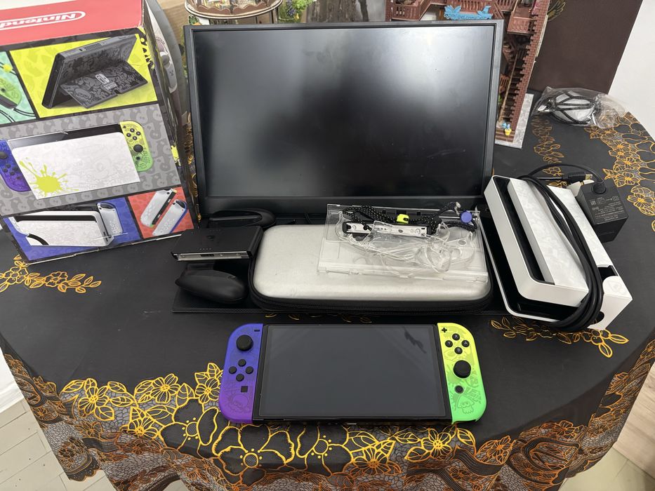 Nintendo switch oled splatoon edition