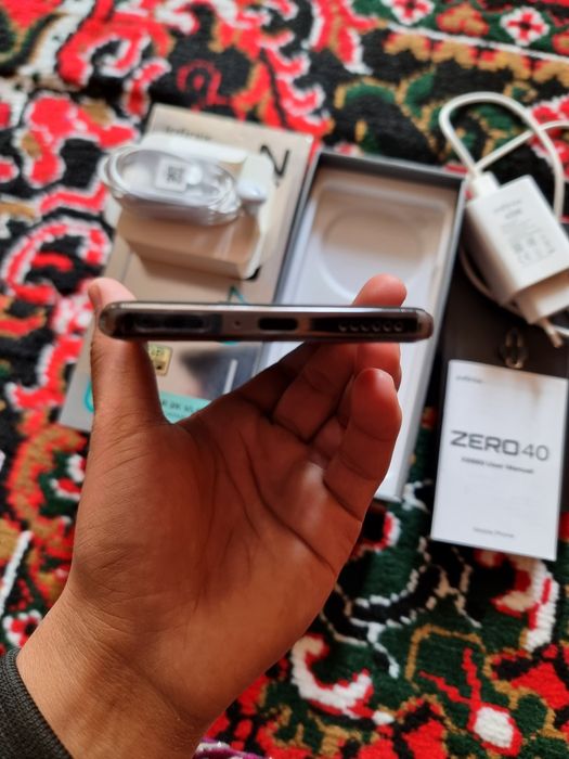 Infinix zero 40. Ram 8+8  Xotira 256 GB .Idealni