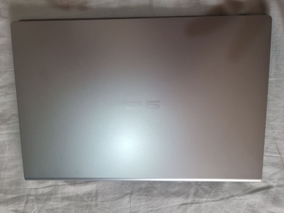 Продам ноутбук ASUS F415J
