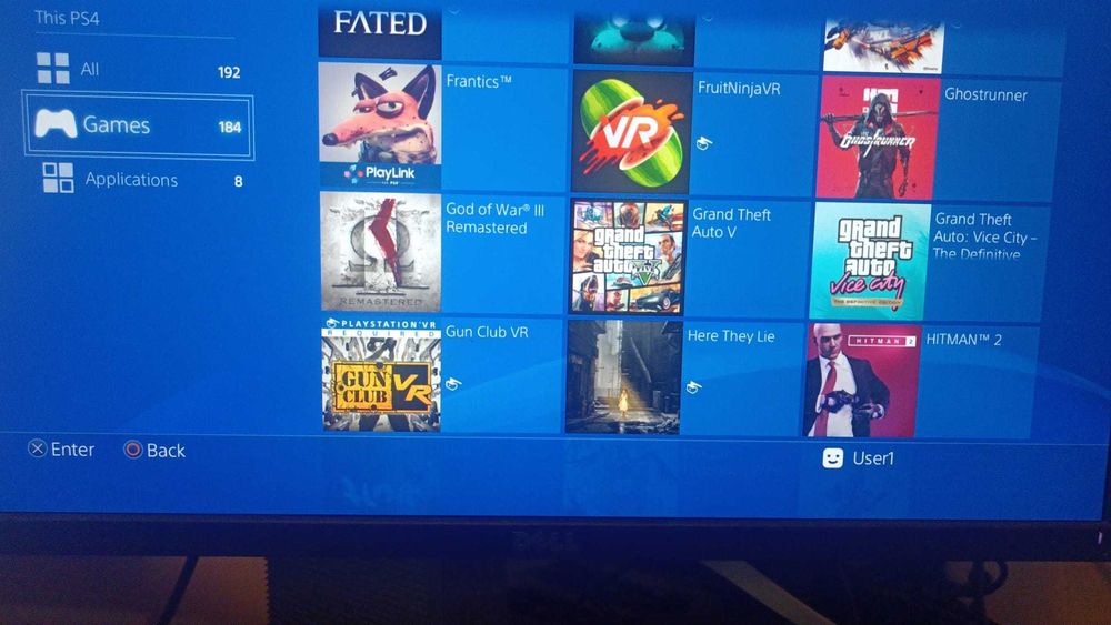 PS4 Pro Modat 1 TB cu VR si  cu HDD EXT  de 4 TB  cu 184 de jocuri