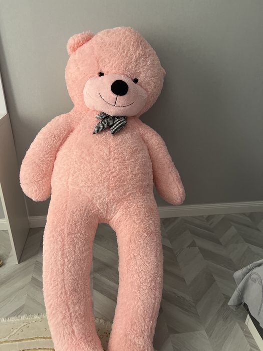 двух метровый плюшевый медведь
