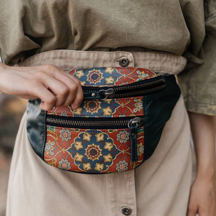 поясная сумка KANISHKA