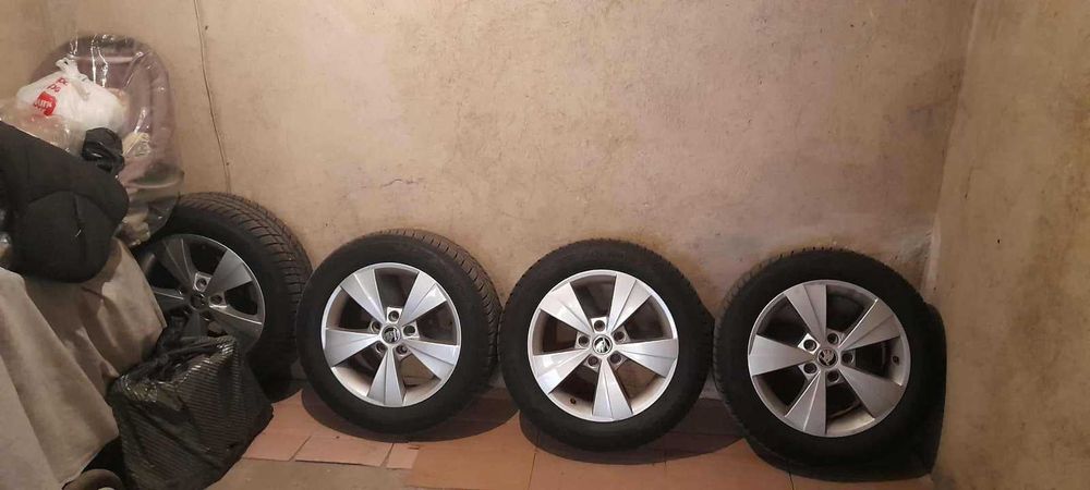 джанти с гуми за шкода октавия 16ки лети