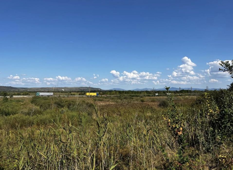 Vand 34.000 MP Teren DN1 situat intre Mun Fagaras si Loc Mandra