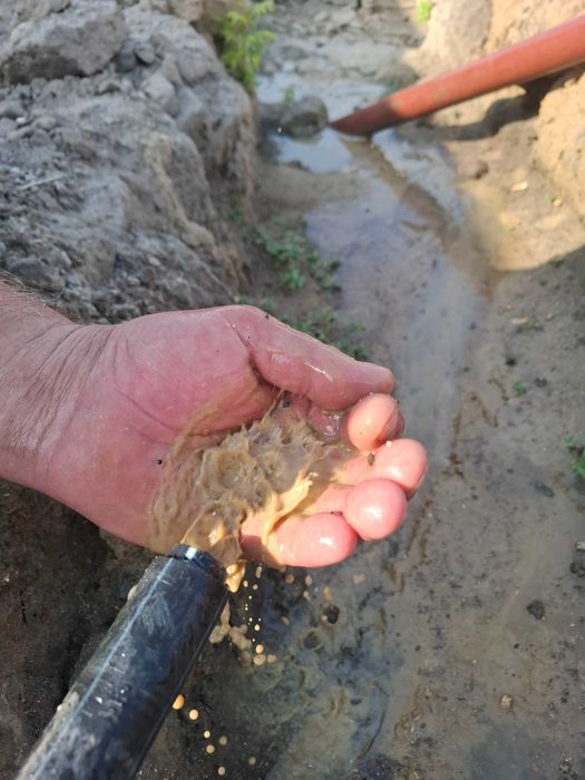 Почистване на сондажи с еърлифт технология