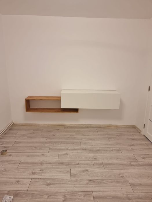 Oferta! Comoda tv suspendata