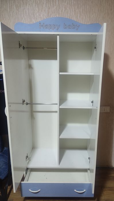 Продается детский шкаф в хорошем состоянии